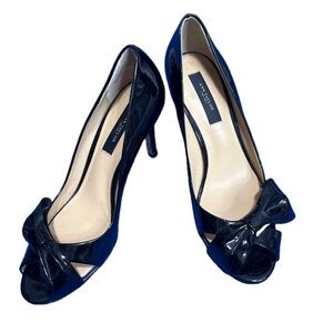 ⭐️ Ann Taylor peep-toe black heels- size 7M